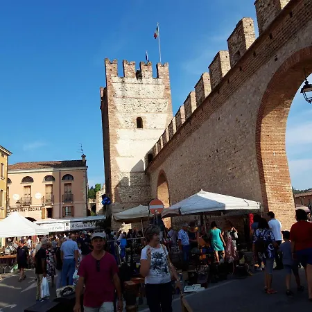 Borgoantico Konukevi Soave (Verona)
